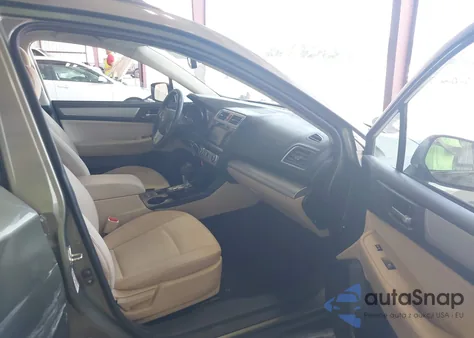 2016 Subaru Outback 2.5I Premium z USA, uszkodzony, nr VIN 4S4BSBFC5G3305644